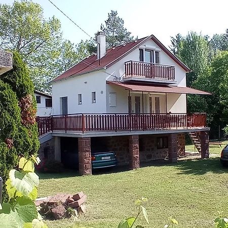 Villa Vizkoezeli 2-5 Fos Nyaralo Ábrahámhegy Extérieur photo