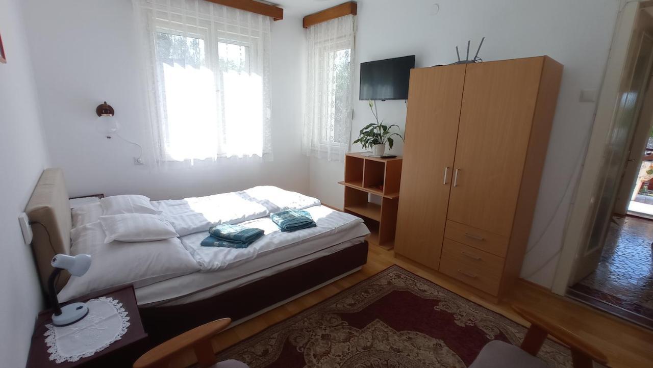 Villa Vizkoezeli 2-5 Fos Nyaralo Ábrahámhegy Extérieur photo
