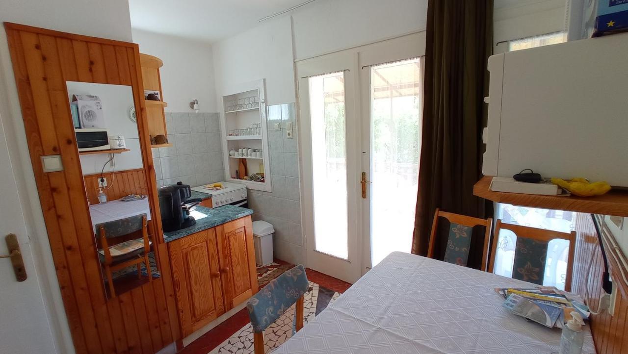 Villa Vizkoezeli 2-5 Fos Nyaralo Ábrahámhegy Extérieur photo